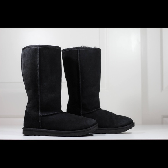 UGG Shoes - Black Tall UGGs NEW! (Kids sz. 5/Women’s sz. 7)